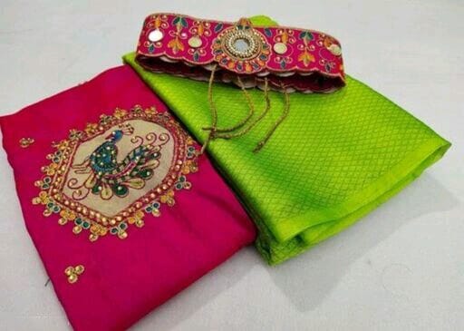 Kashvi Petite Sarees