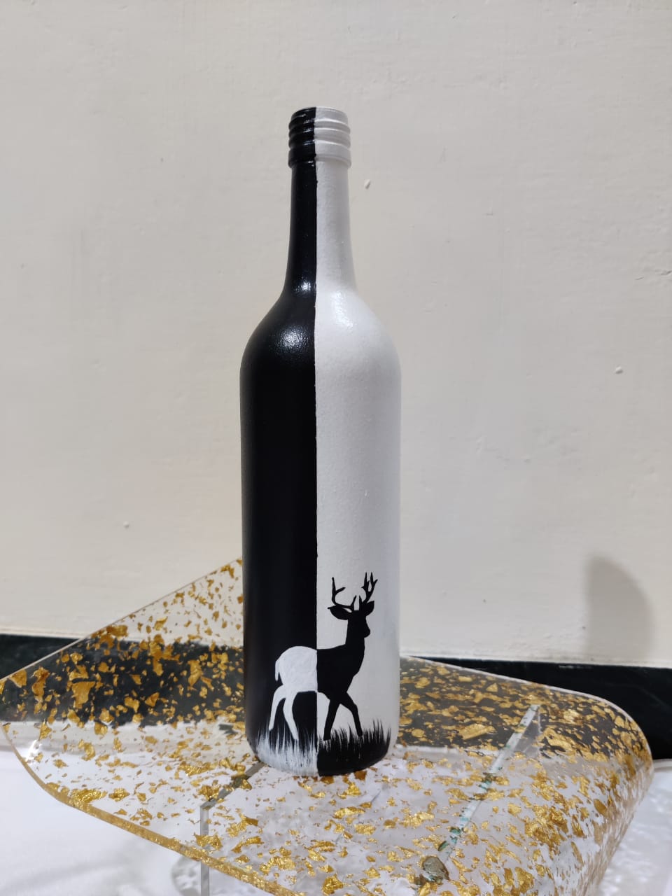 Black & White Deer Flower vase