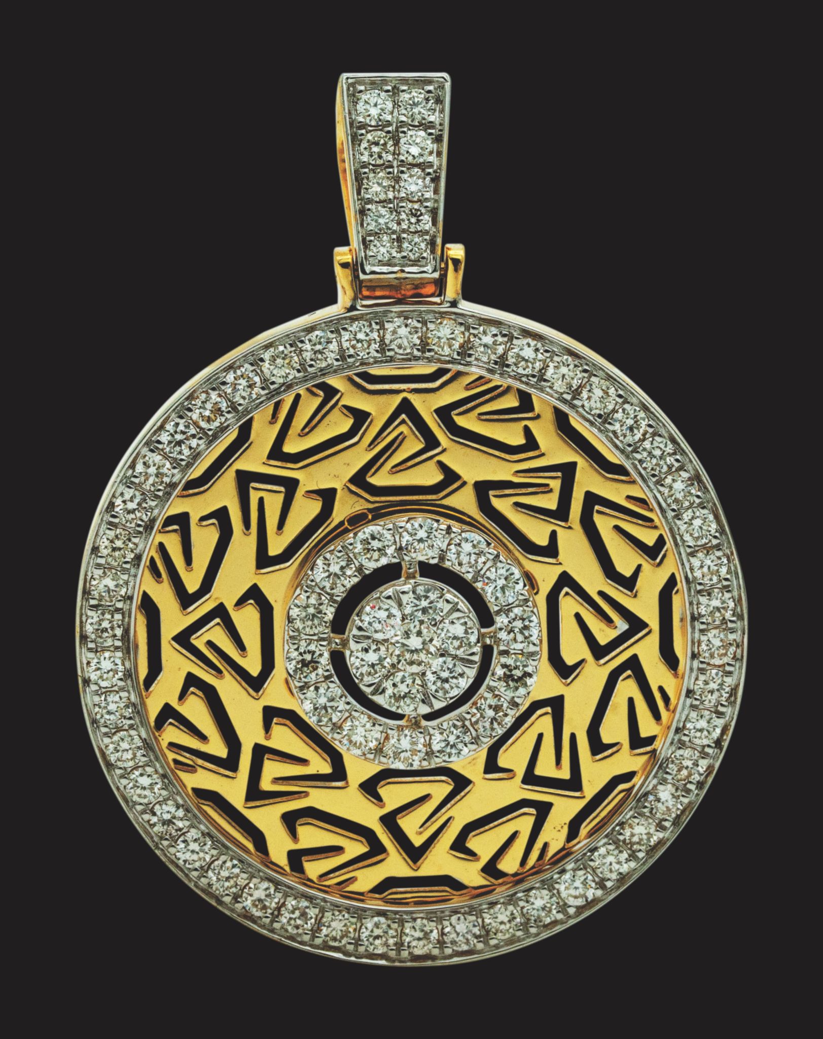 Diamond Men Pendant In 18Kt Yellow Gold with Diamonds (6.701 Gm)