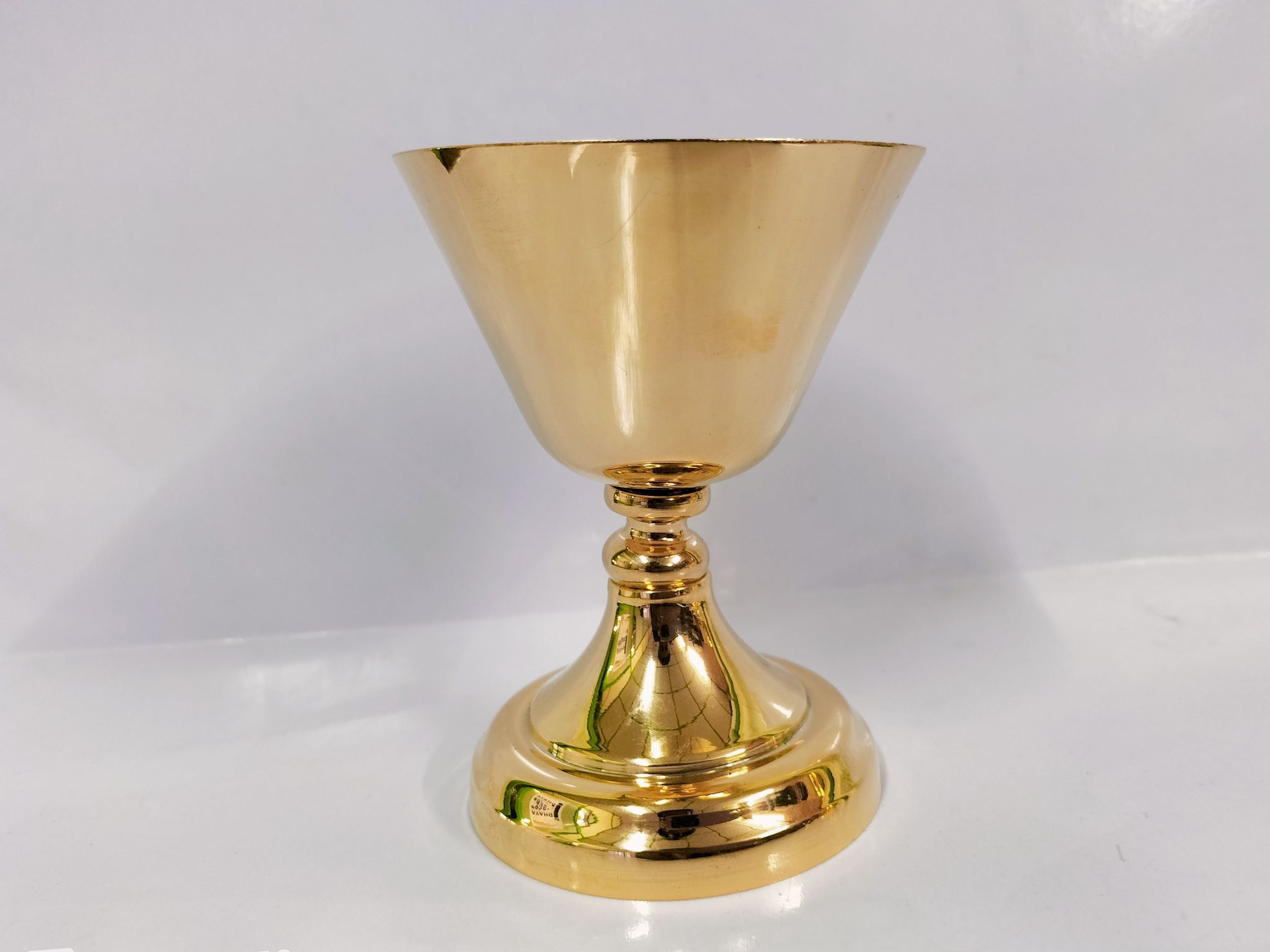 Gold plated chalice 10cm V shape | Kanya Krafts