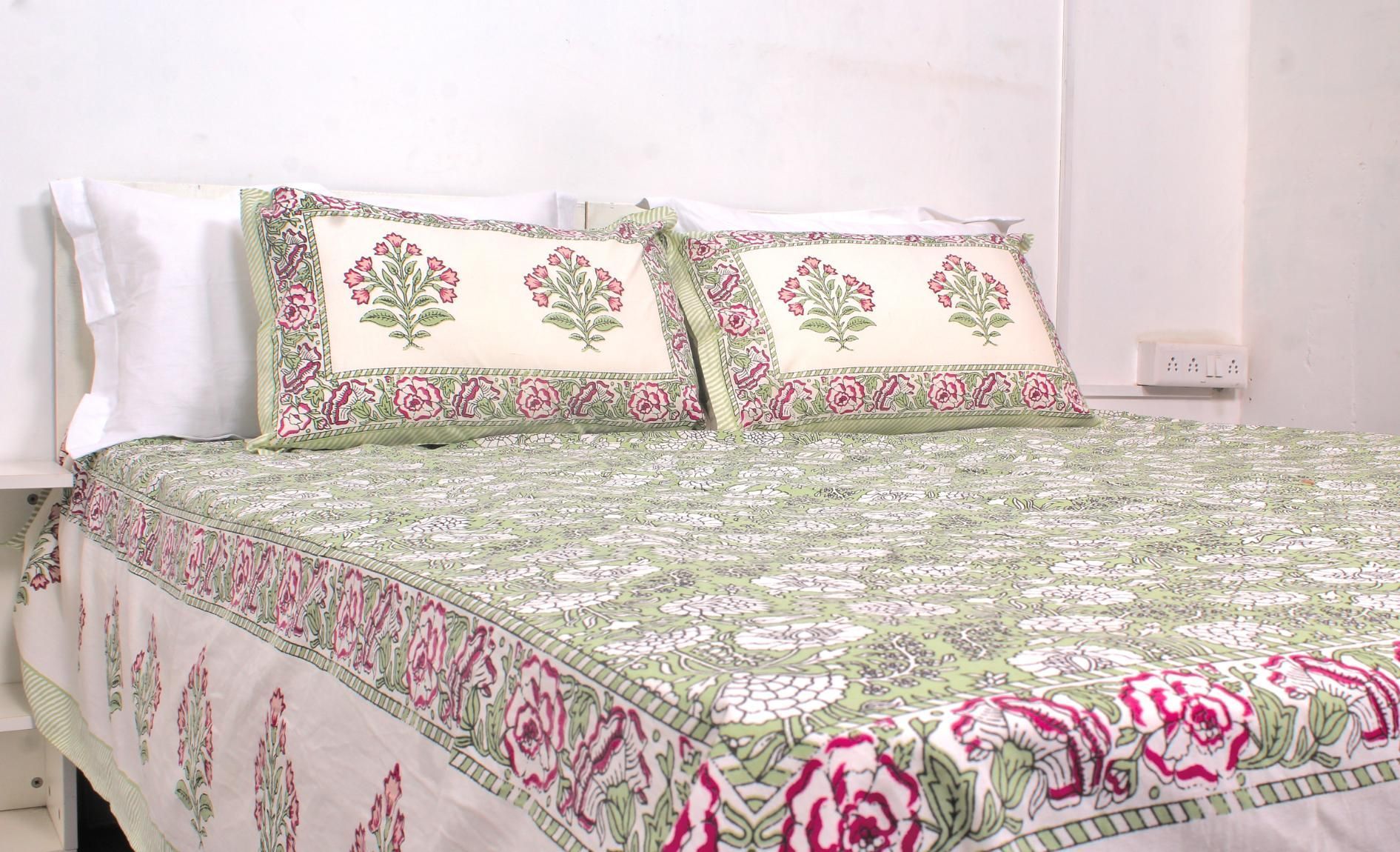 Green Floral Forest Hand Printed King Size Bedsheet 108 x 108 Inches with 2 Pillow Covers