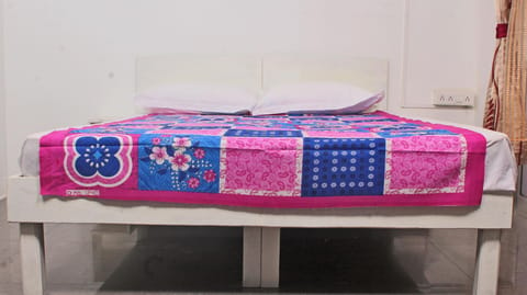 Pink Blue Geometric Single Bedsheet 60 X 90 Inches