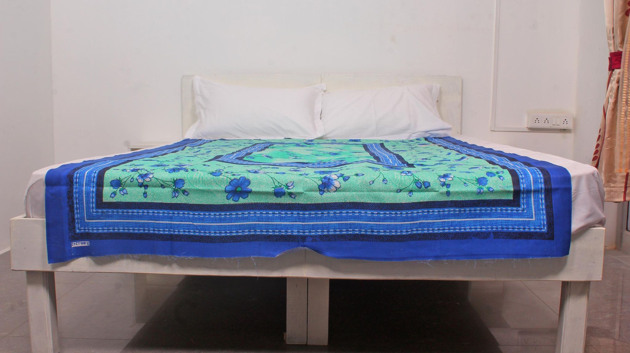 Blue Border Printed Single Bedsheet 60 X 90 Inches